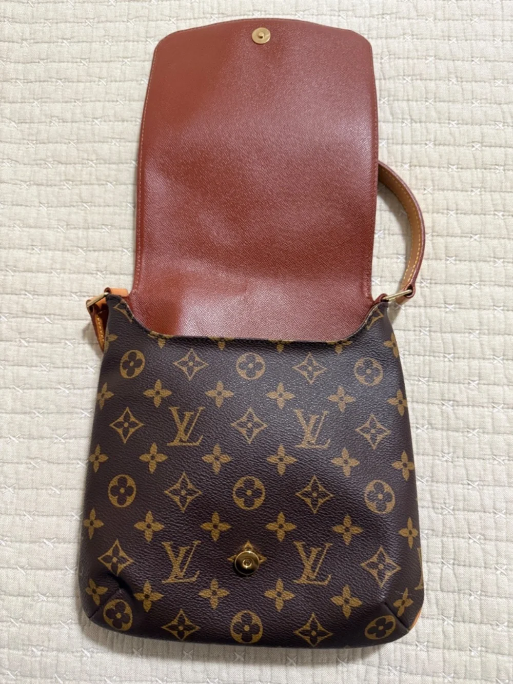 Louis Vuitton like new